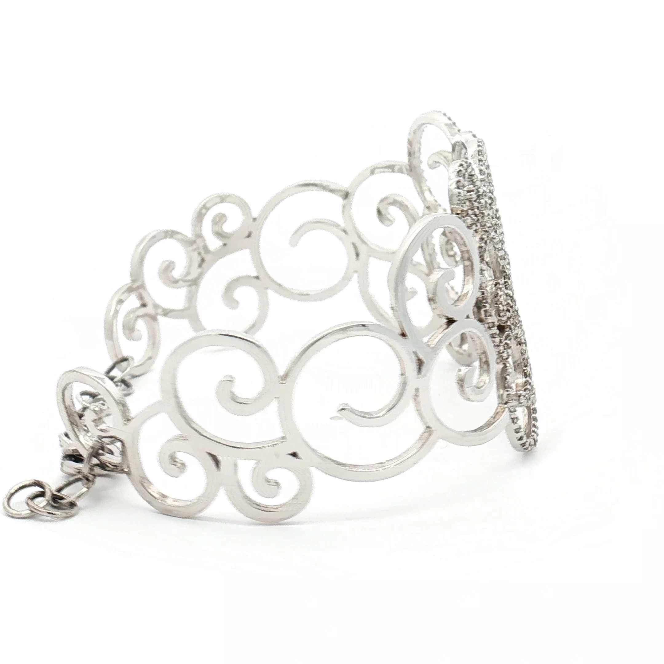 Braçalet elegant amb diamants 3