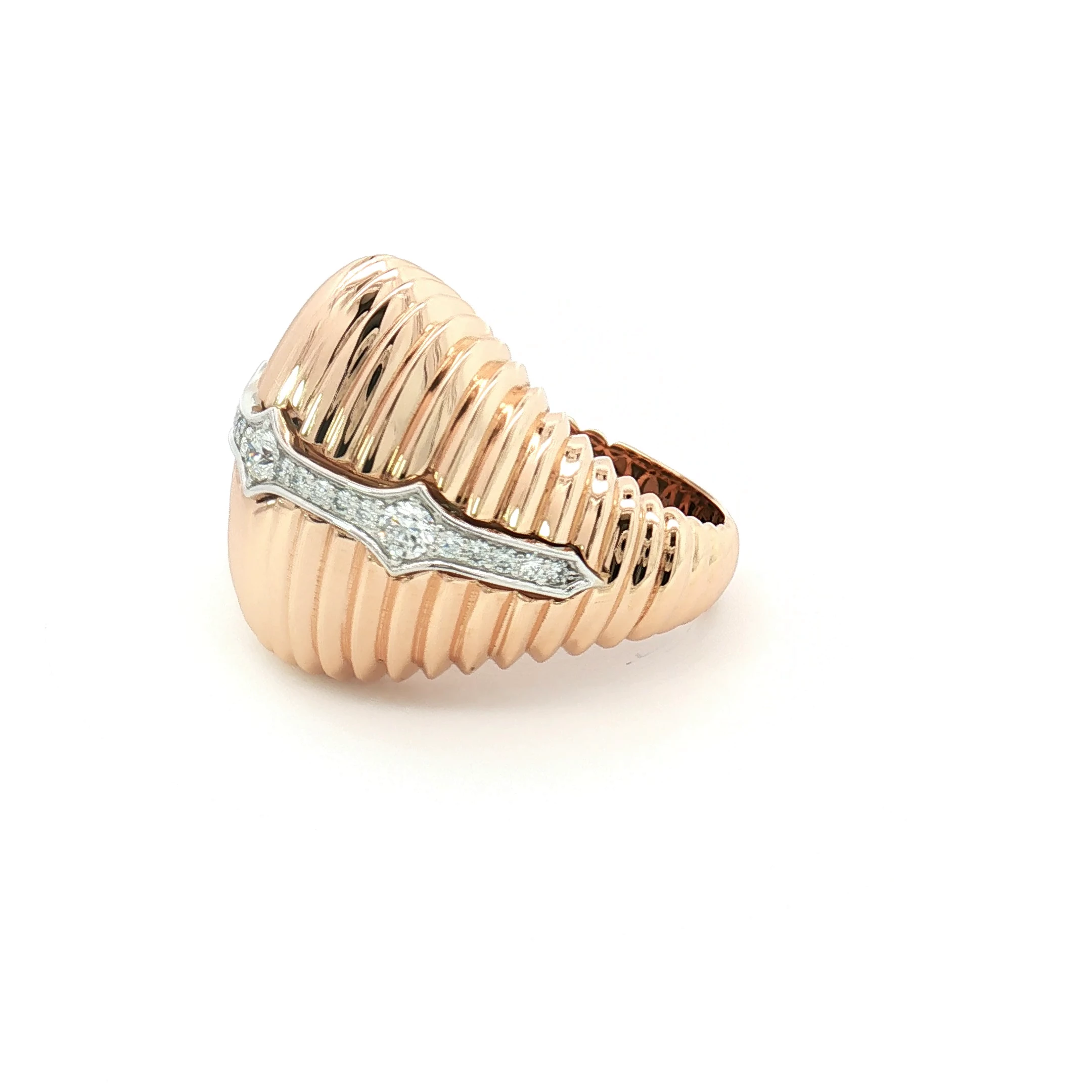 Exclusivo anillo multi diamante en oro rosa 2